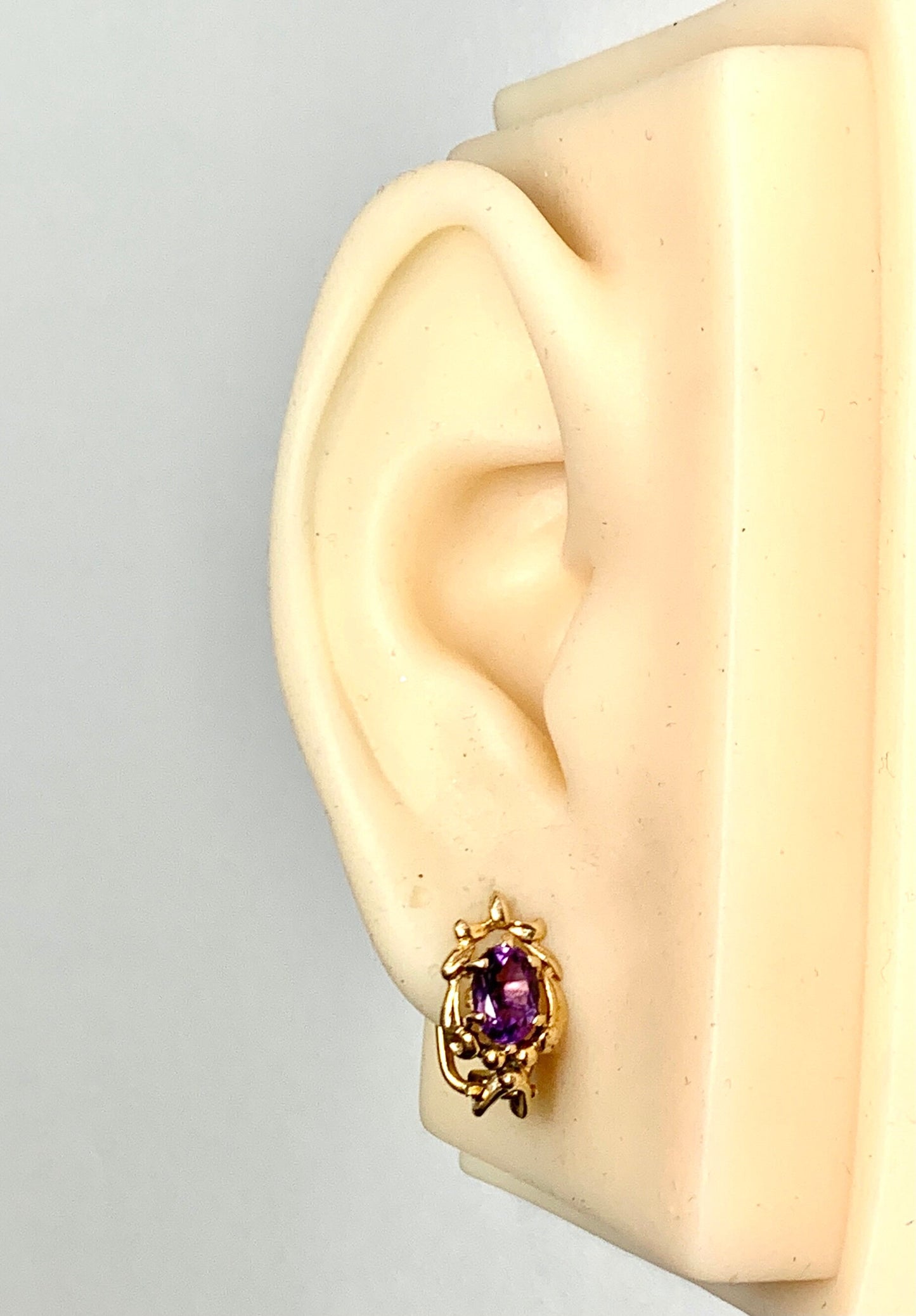 Vintage 9CT Gold Amethyst Ear Clips