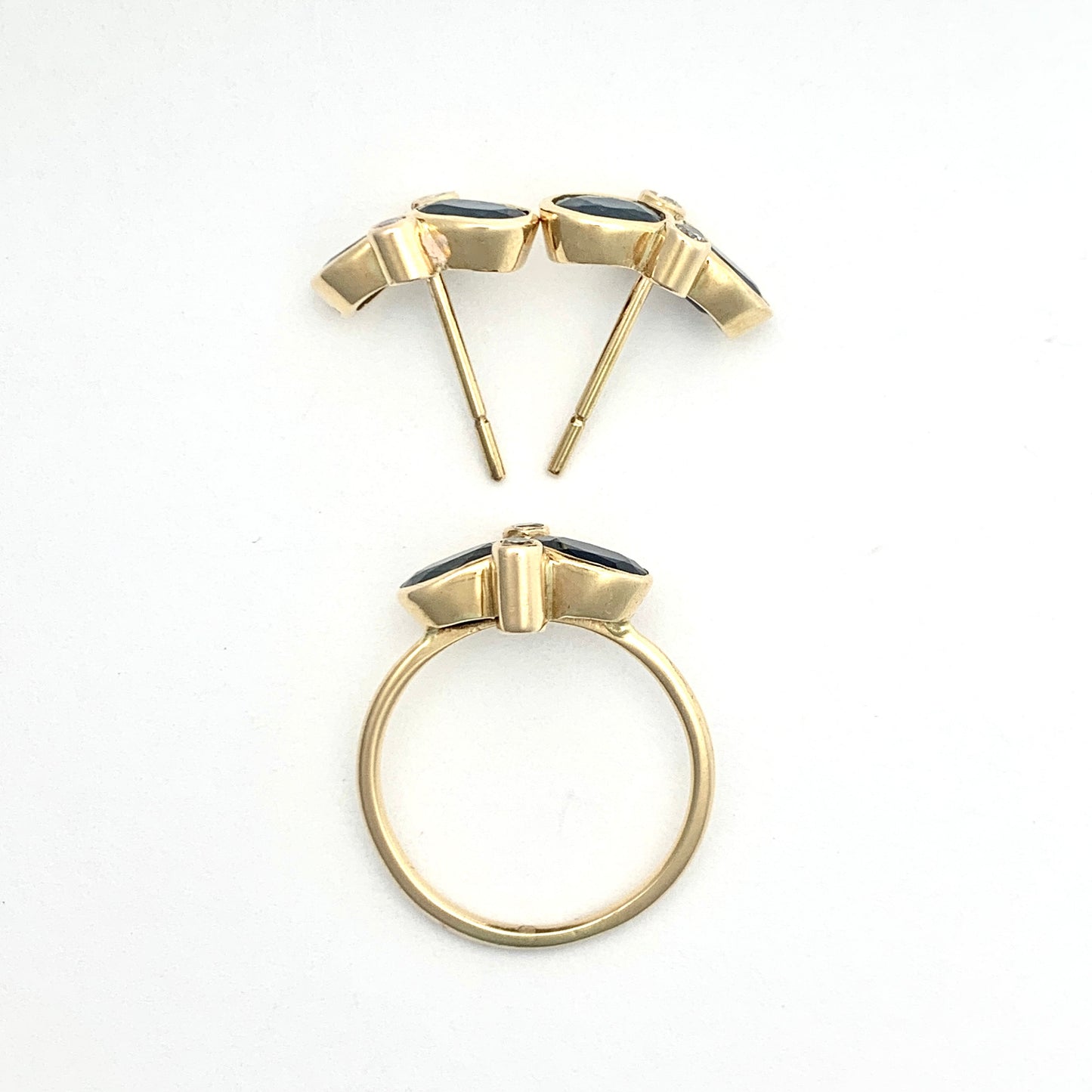 Vintage 18CT Gold Twin Sapphire and Diamond Earrings and Ring Set