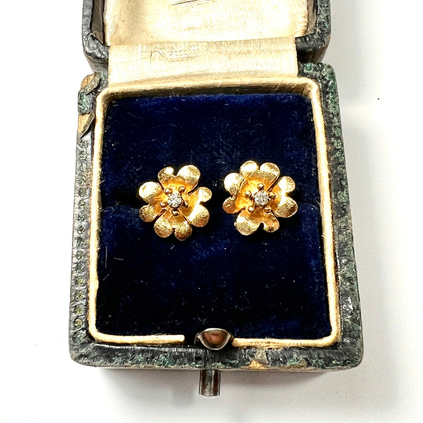 Vintage Diamond Flower Stud Earrings in 9CT Gold