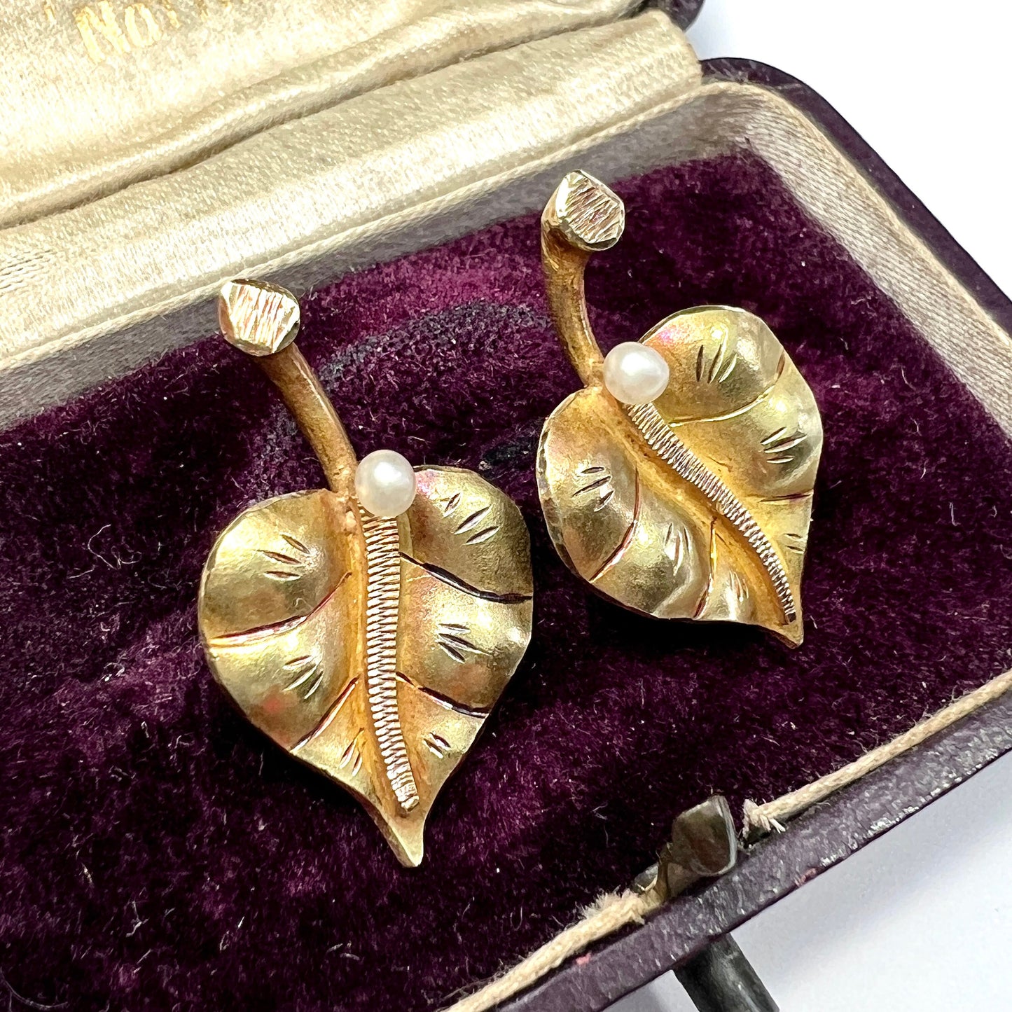 18CT Gold Heart Leaf Earrings with Pearls