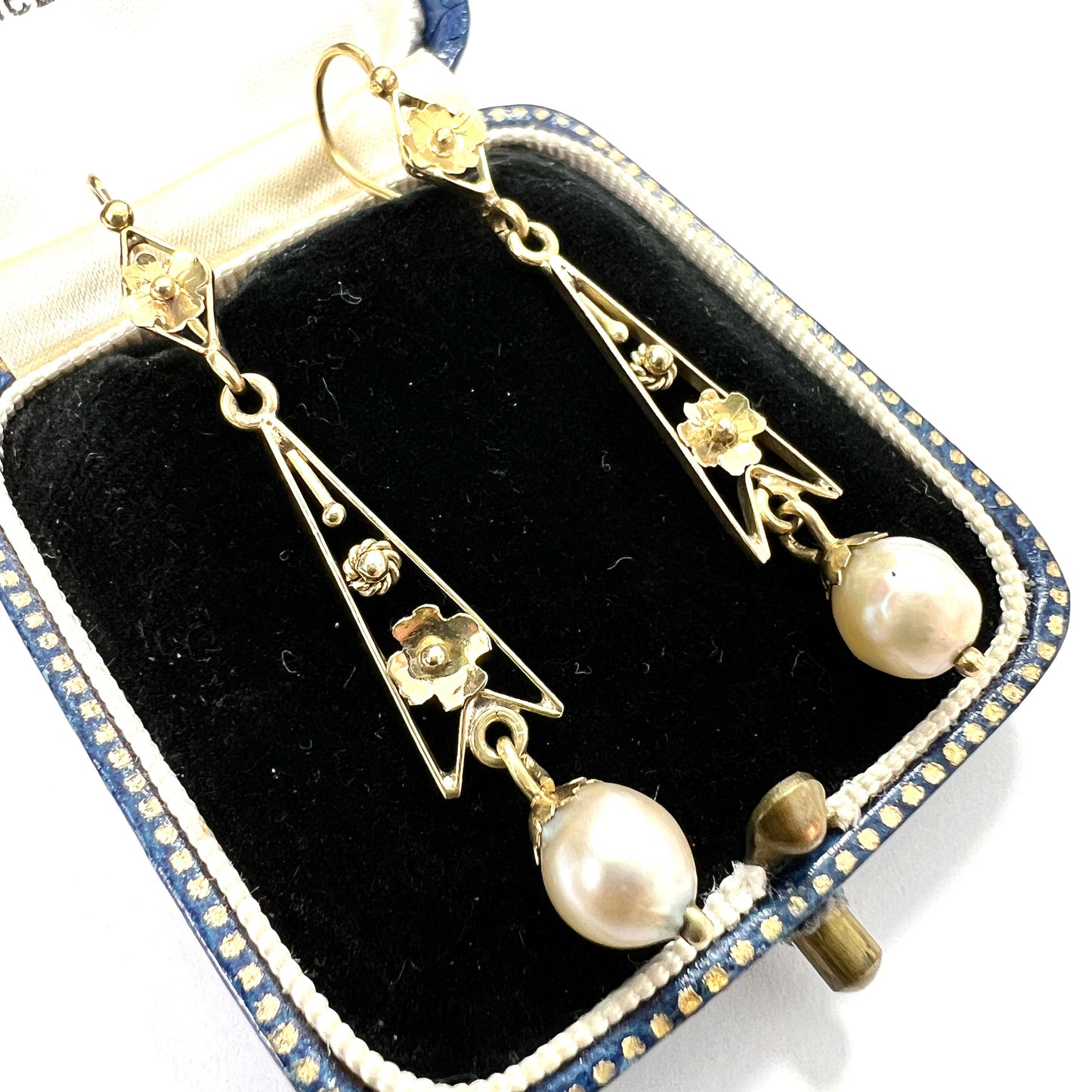 Edwardian 9CT Gold Pearl Drop Earrings