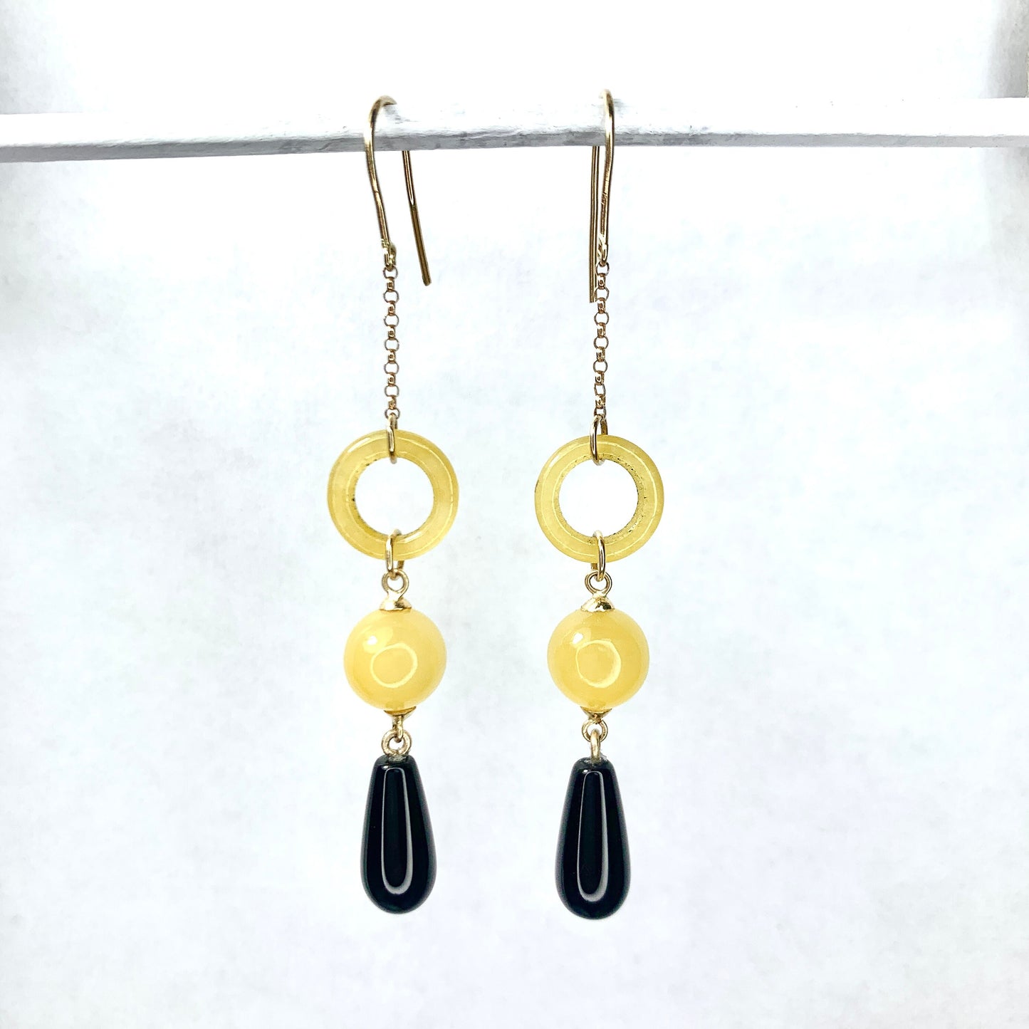 Rare Art Deco Long Drop 9CT Gold Chain Onyx Hardstone Earrings