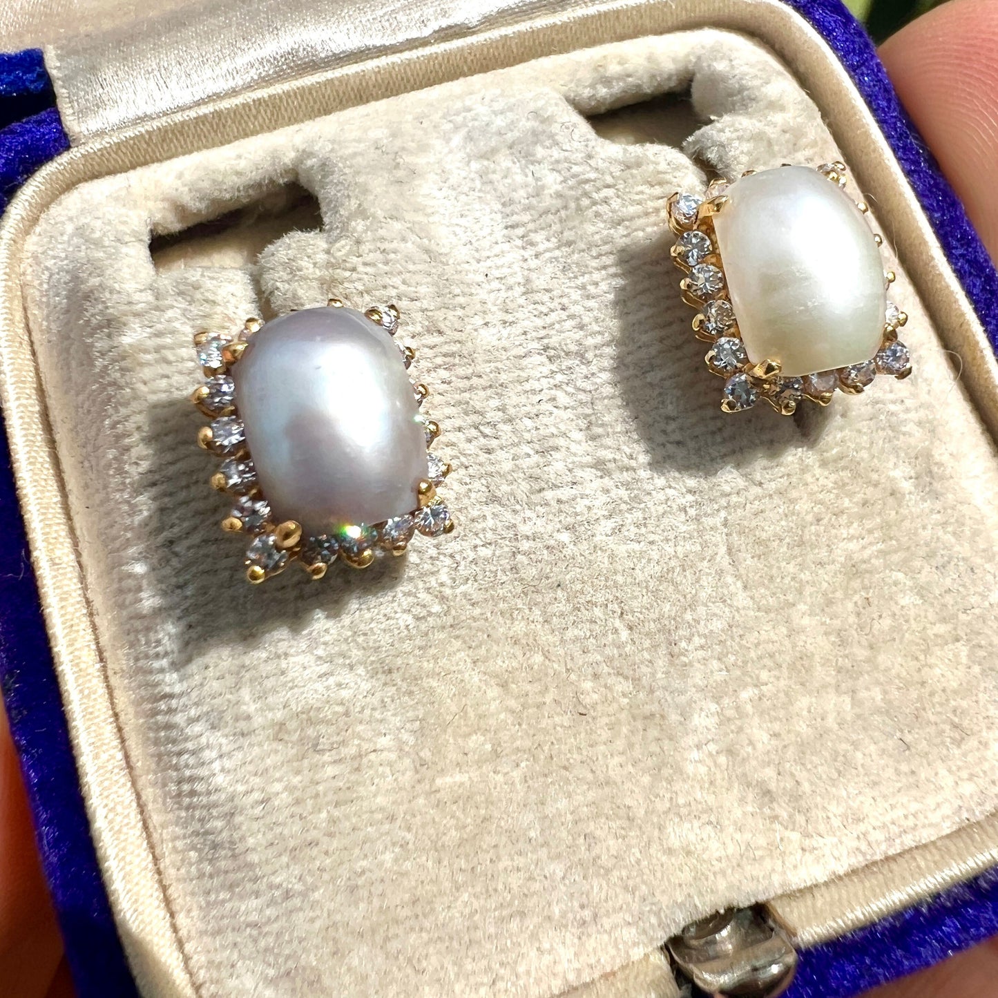 Vintage 22CT Gold Mabe Pearl Halo Earrings