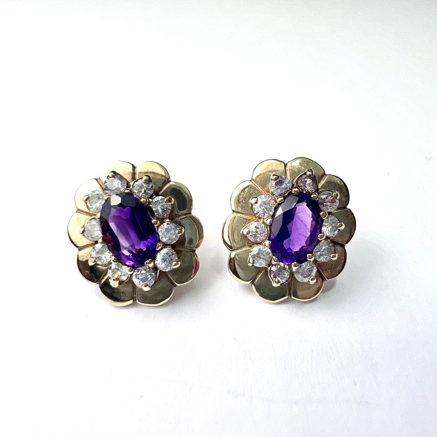 Vintage 9CT Gold Scalloped Amethyst Stud Earrings