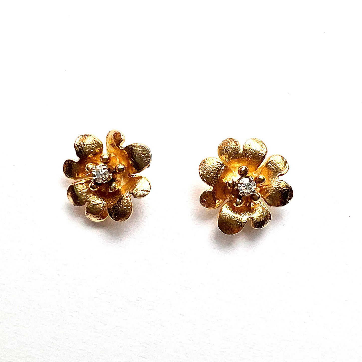 Vintage Diamond Flower Stud Earrings in 9CT Gold