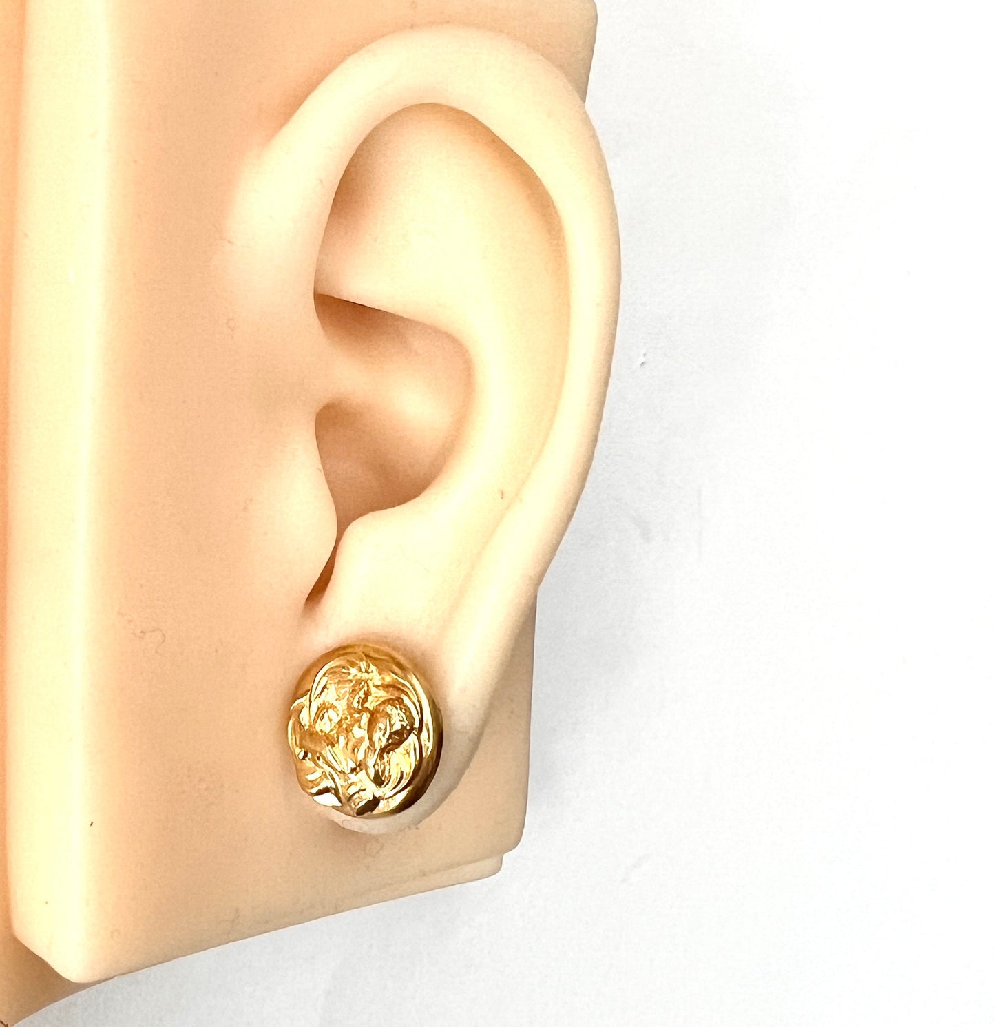 Victorian 15CT Gold Cherub Button Stud Earrings