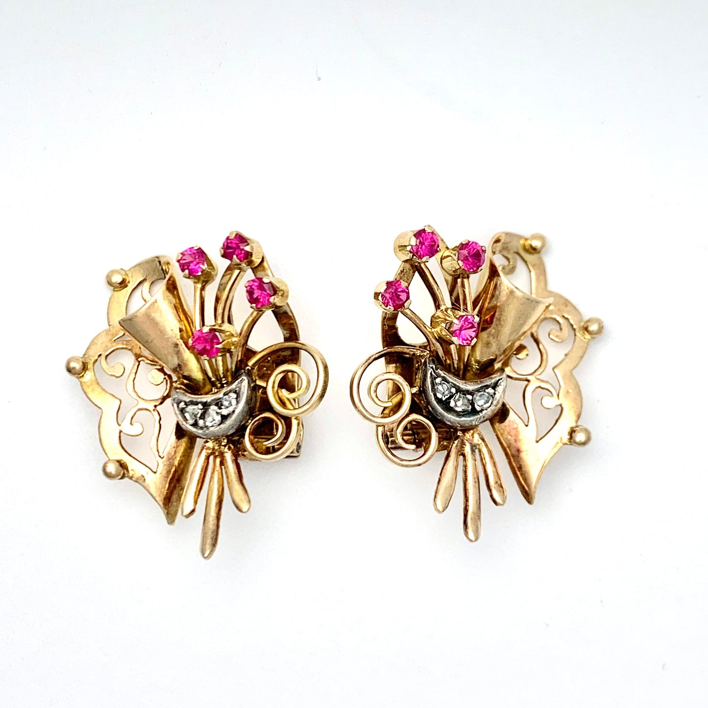 Vintage 18CT Gold Ruby and Diamond Ear Clips