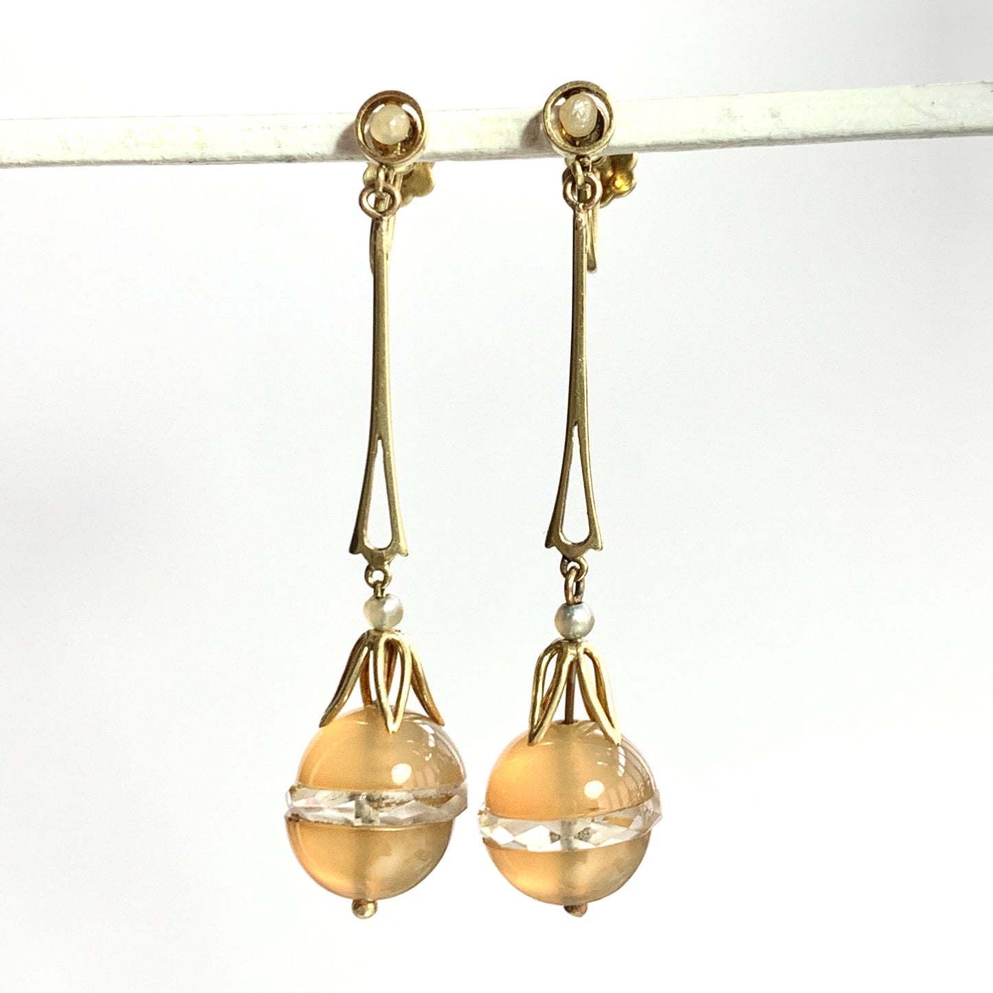Edwardian 15CT Gold Chalcedony, Pearl and Rock Crystal Egg Long Drop Earrings