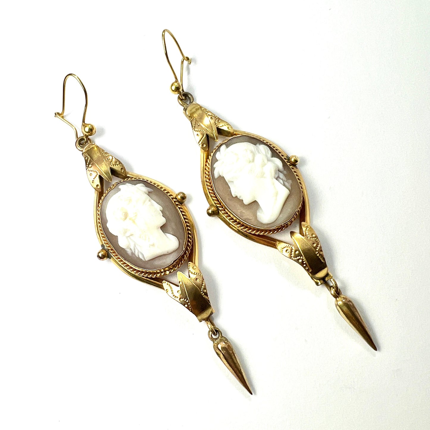 Victorian 9CT Gold Wires Pinchbeck Cameo Long Drop Earrings