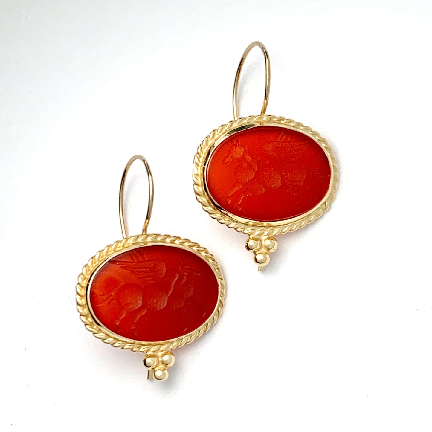 Vintage Winged Horse Carnelian Intaglio 14CT Gold Earrings