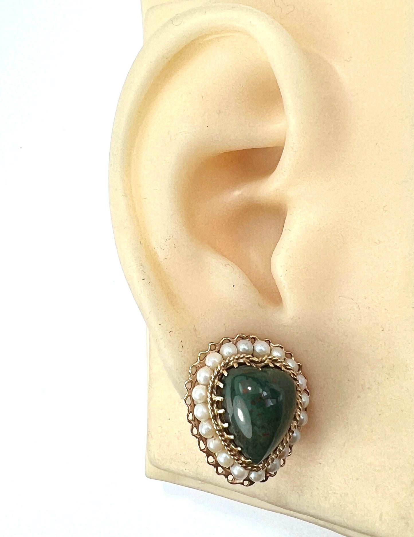 Vintage 14CT Gold Bloodstone Heart Pearl Halo Ear Clips