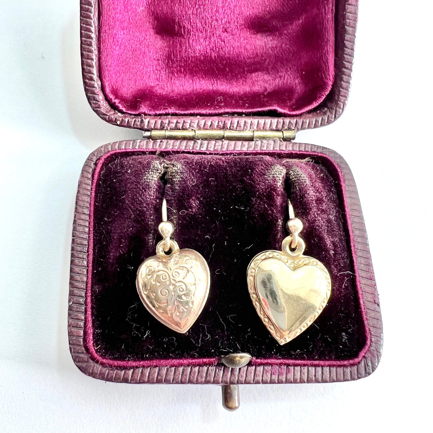 Vintage 9CT Gold Engraved Puffy Heart Drop • Single Earring