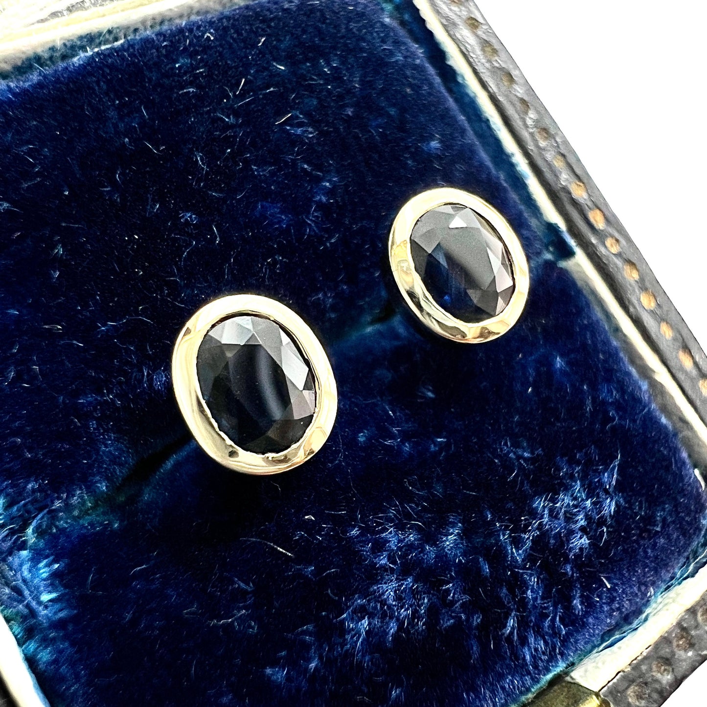 Vintage Sapphire 14CT Gold Oval Stud Earrings