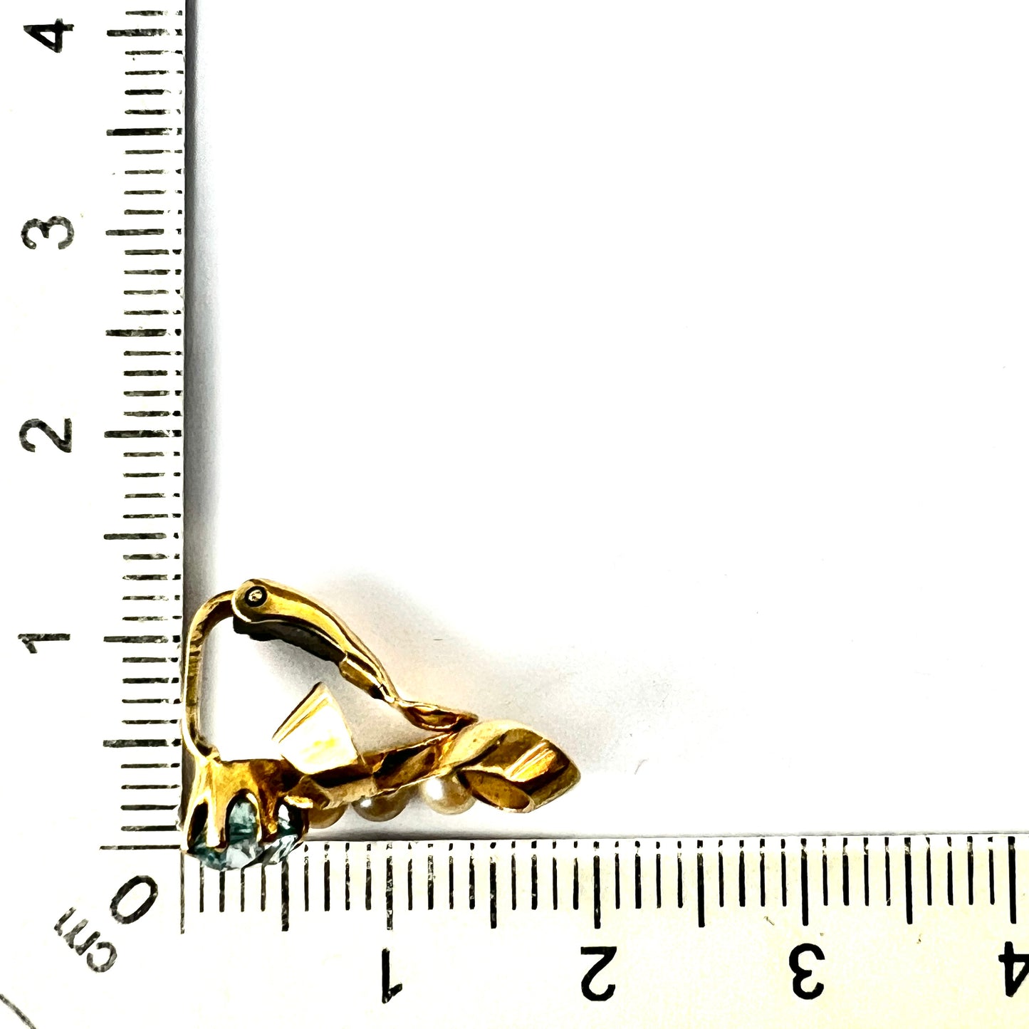 Vintage 1940s Blue Zircon and Pearl 9CT Gold Ear Clips