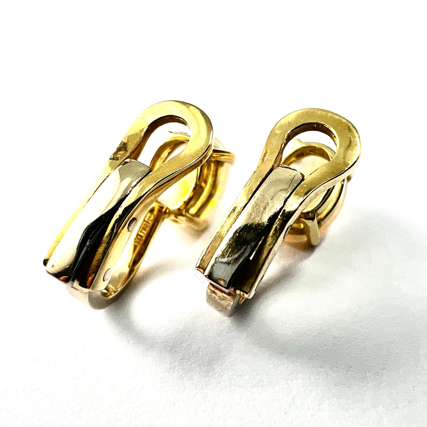 Vintage 18CT Gold Opal Ear Clips