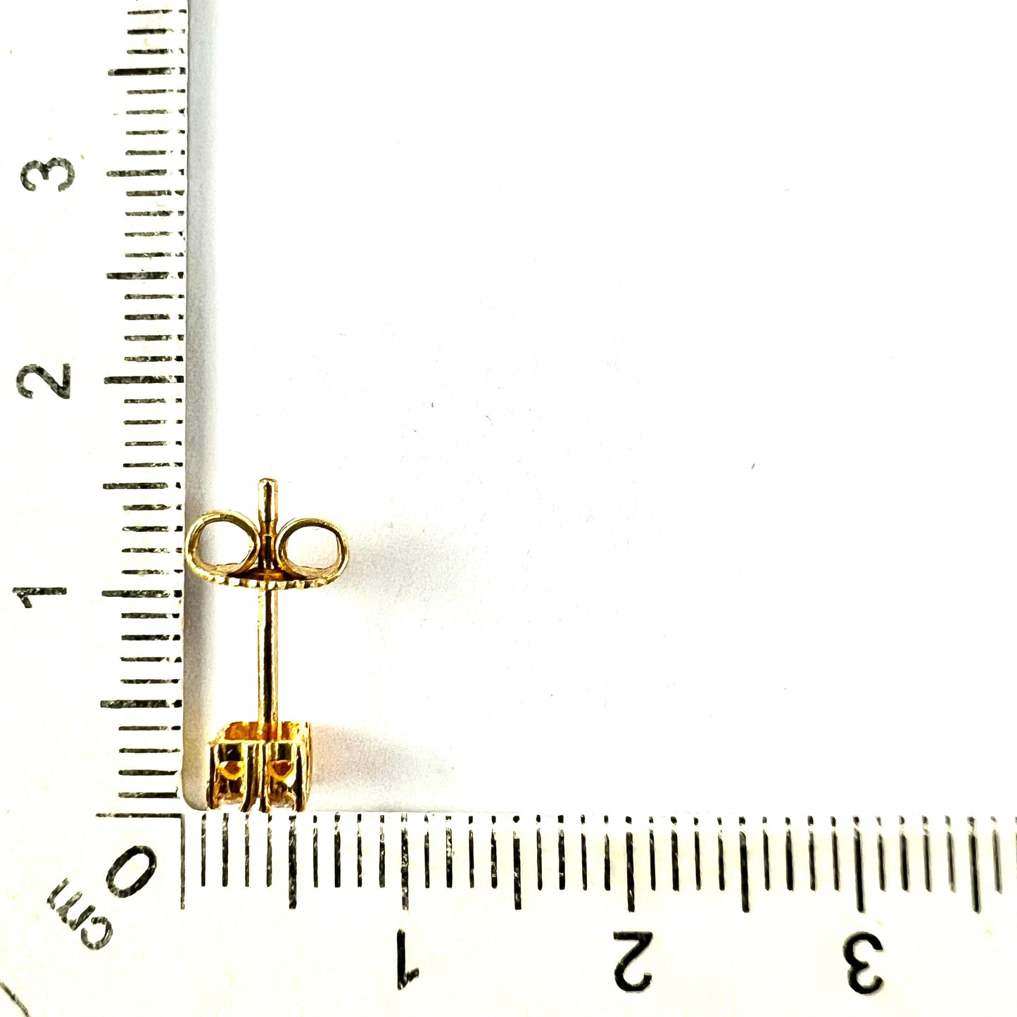 Vintage 18CT Gold Diamond Quartet Studs
