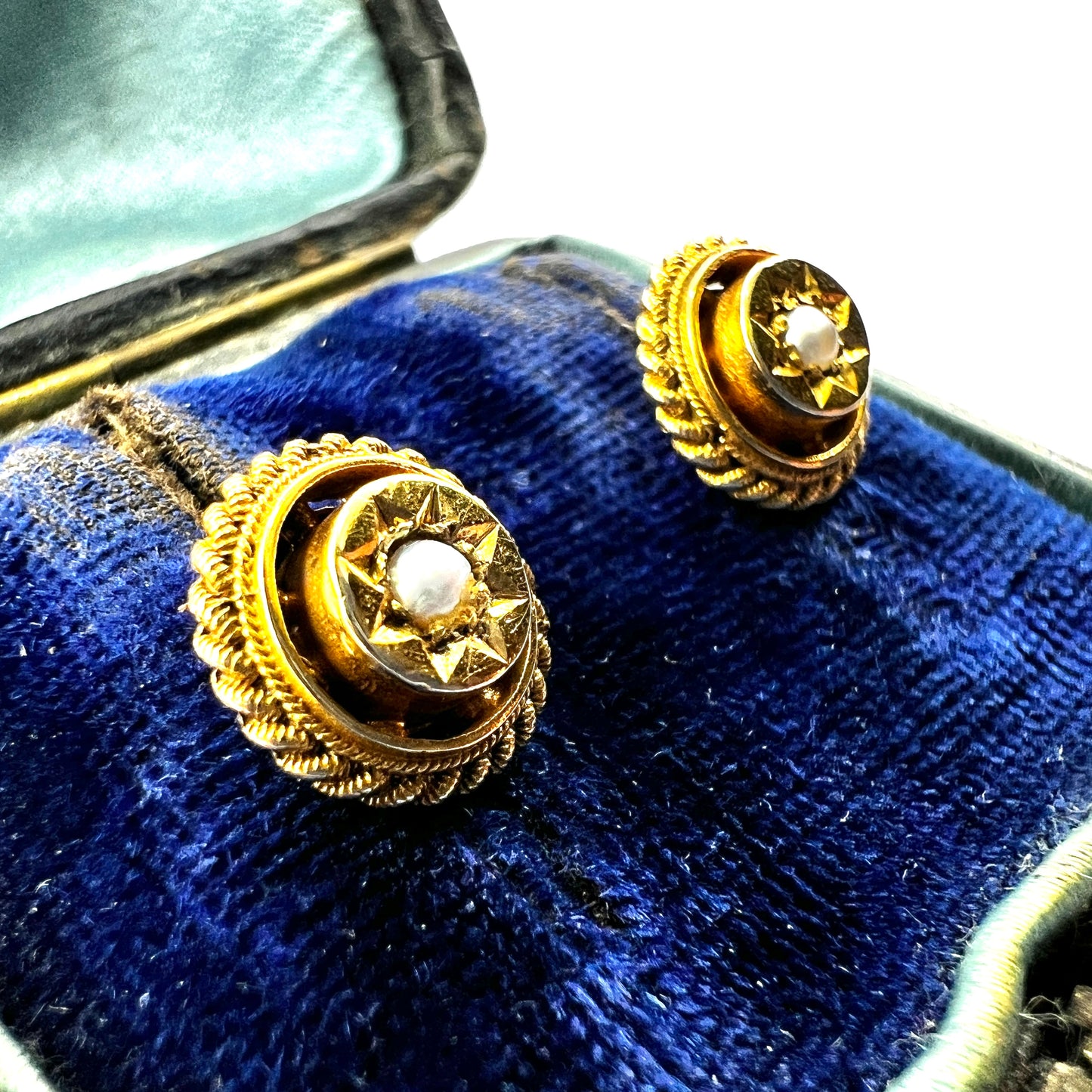 Victorian Star-set Pearl Gold Stud Earrings