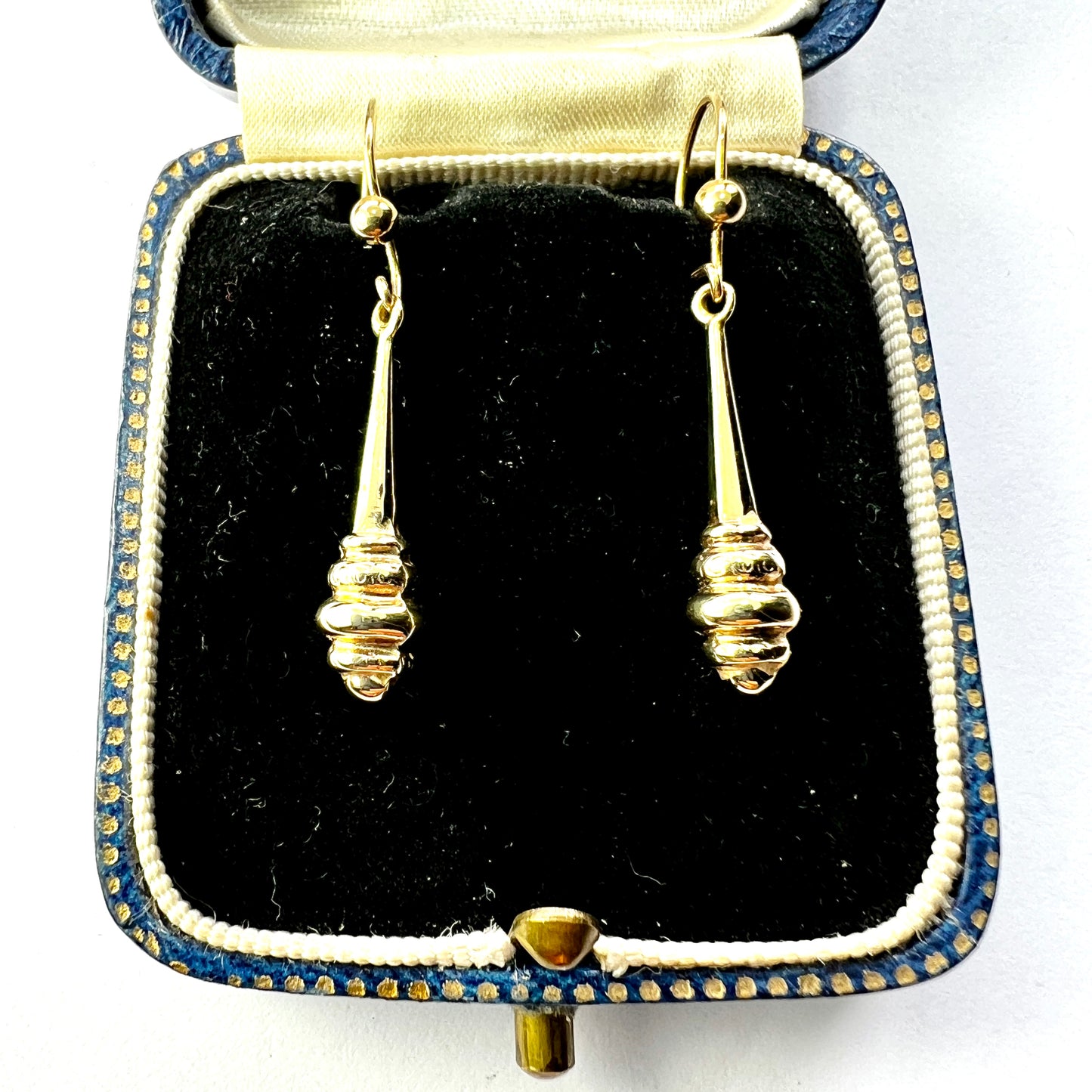 Vintage 9CT Gold Reeded Drop Earrings