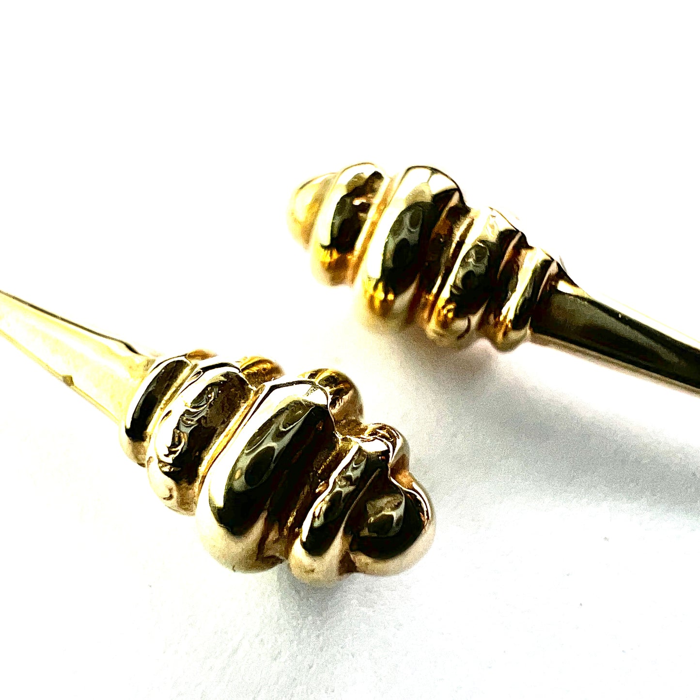 Vintage 9CT Gold Reeded Drop Earrings