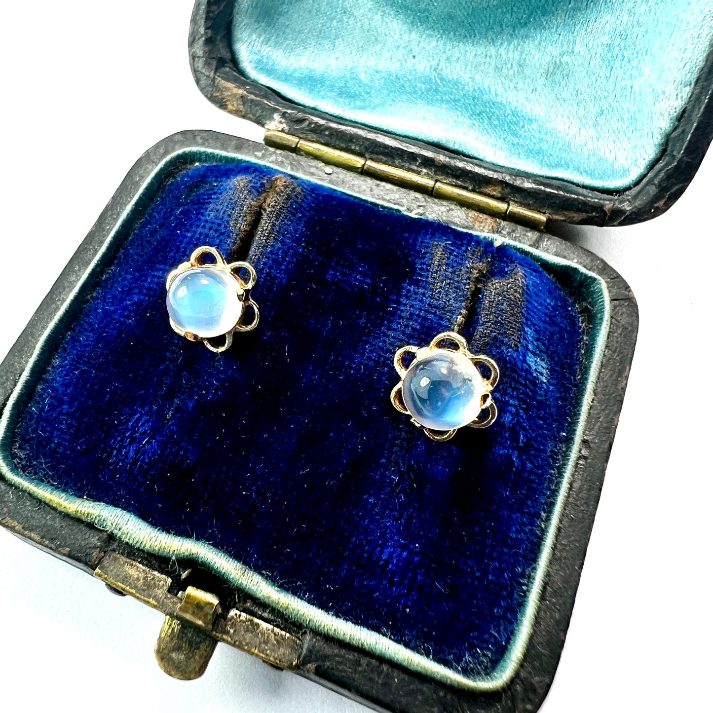 Vintage 9CT Gold Moonstone Flower Stud Earrings