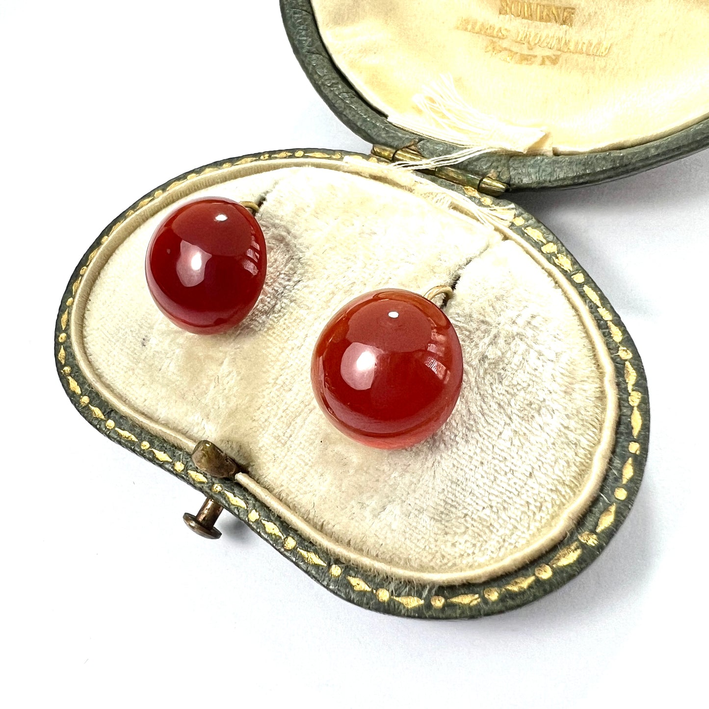 Victorian 15CT Gold Red Agate Button Earrings