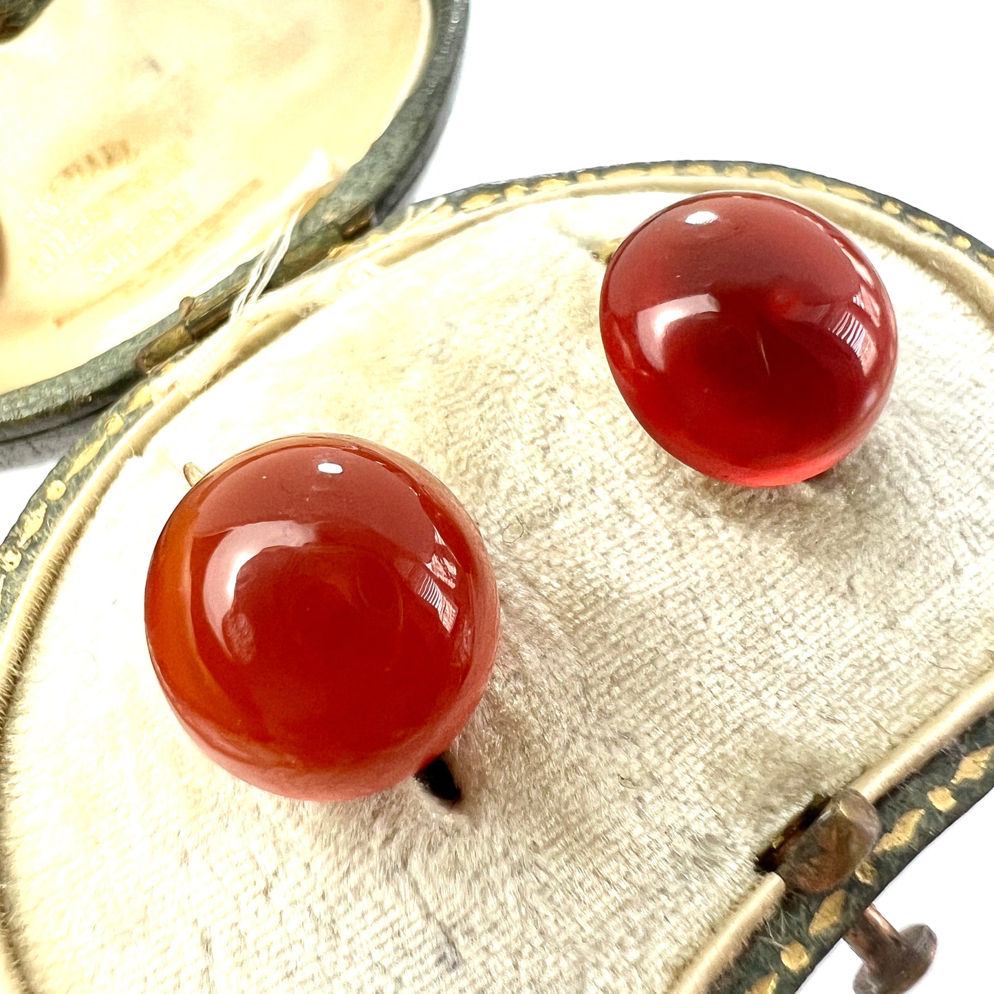 Victorian 15CT Gold Red Agate Button Earrings