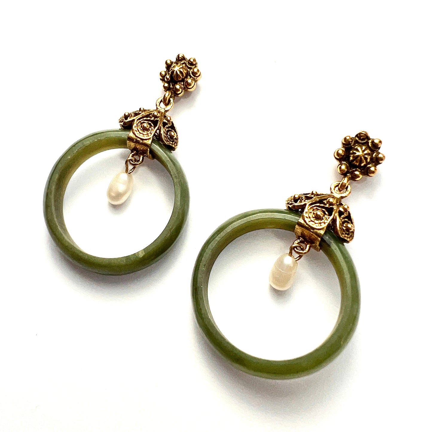 Vintage 14CT Gold Freshwater Pearl Jade Hoop Earrings