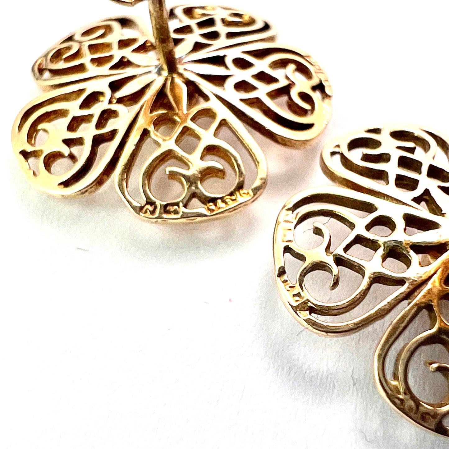 Large Vintage 9CT Gold Flower Stud Earrings