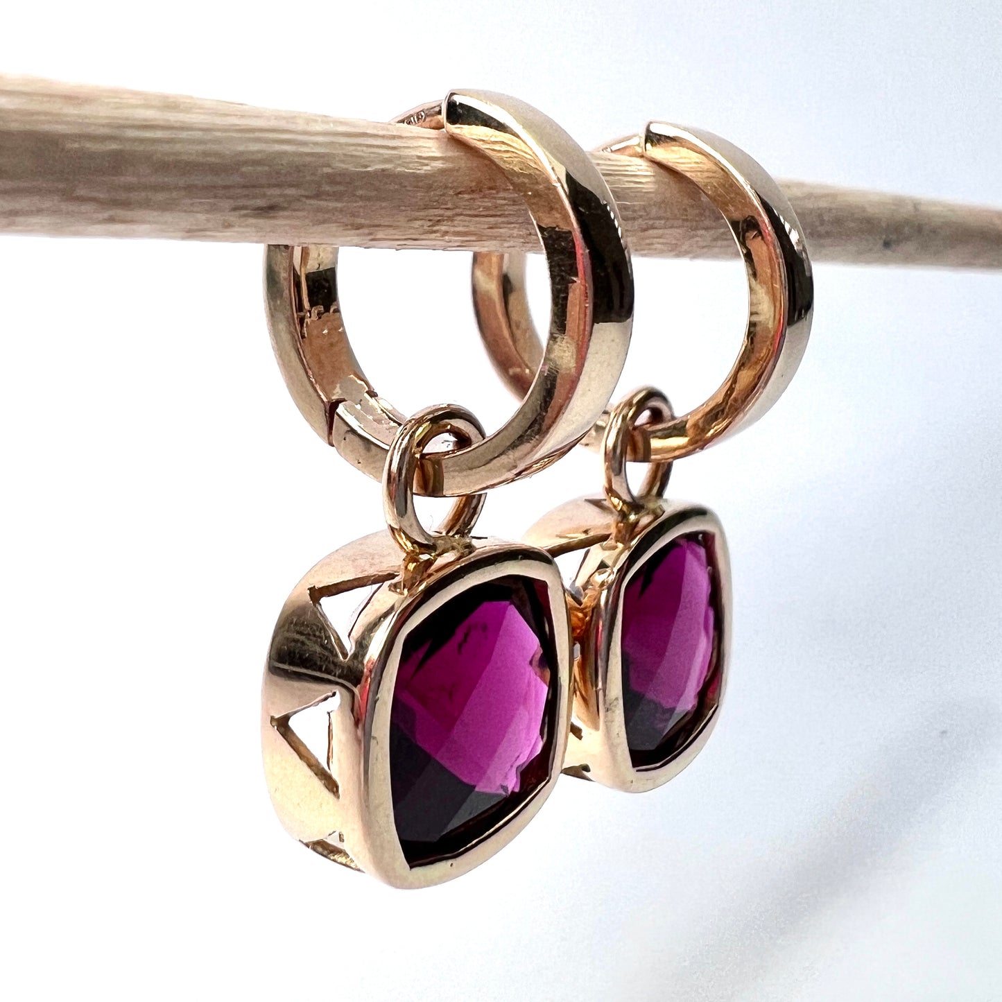 18CT Gold Tourmaline Hoop Earrings