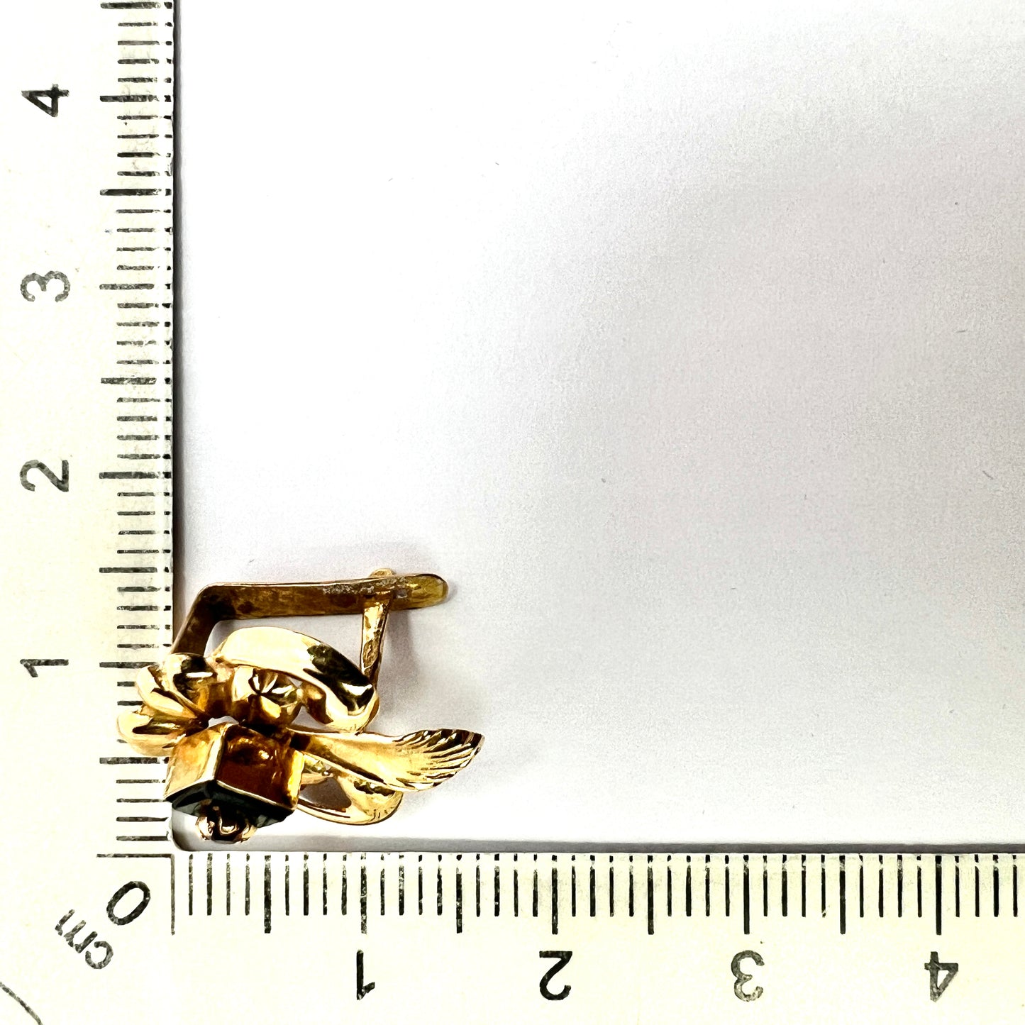 Vintage High Carat Gold Fleur de Lys Earrings