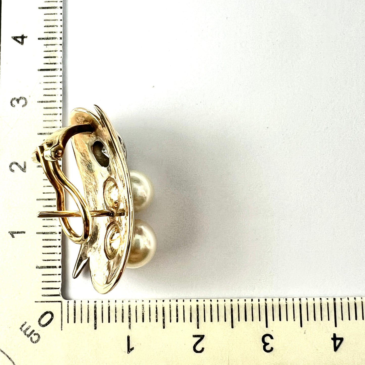 Vintage 18CT Gold Diamond and Pearl Earrings