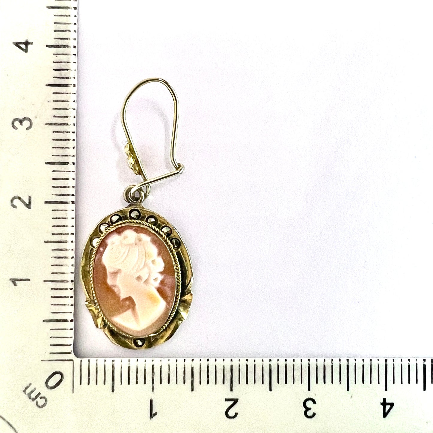 Vintage 9CT Gold Cameo Earrings