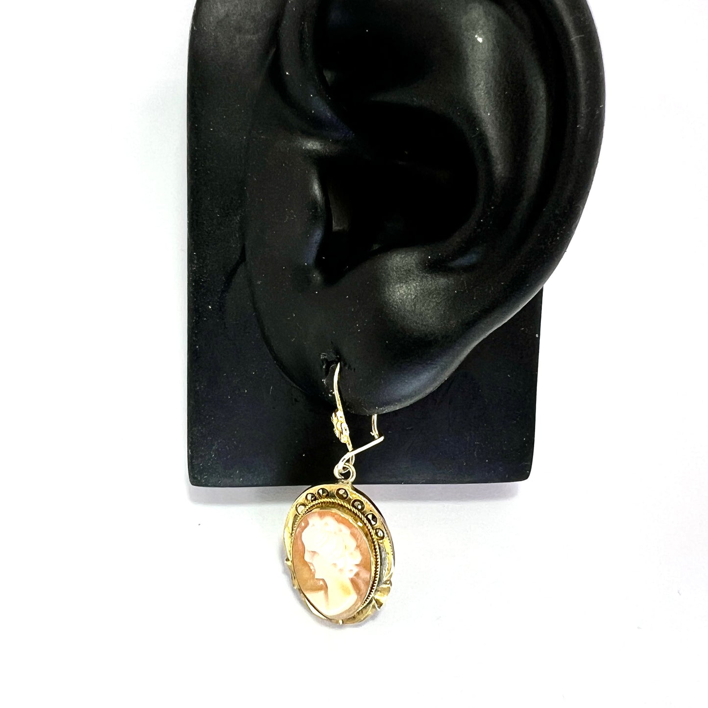 Vintage 9CT Gold Cameo Earrings