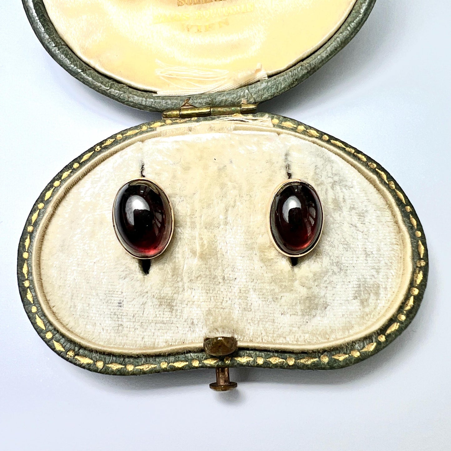 Victorian 9CT Gold Garnet Cabochon Stud Earrings
