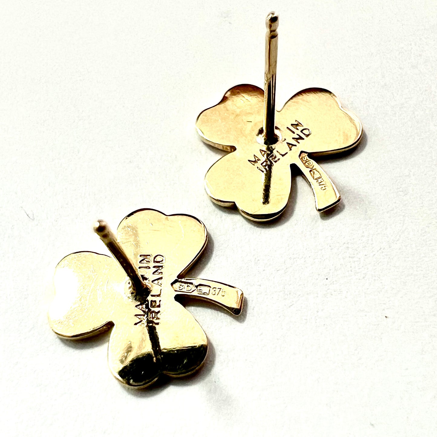 Vintage 9CT Gold Lucky Irish Shamrock Enamel Stud Earrings