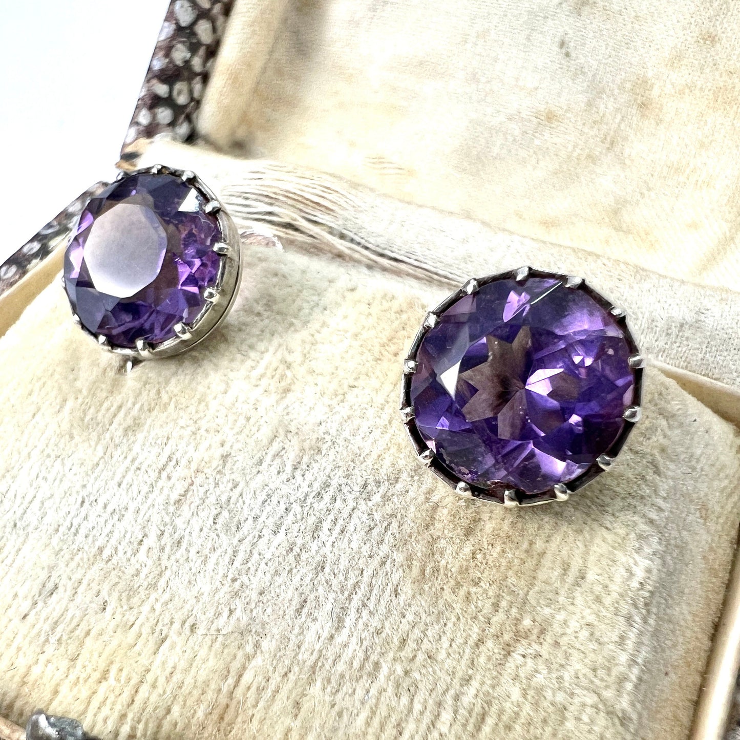 Antique Amethyst Silver Screwback Earrings
