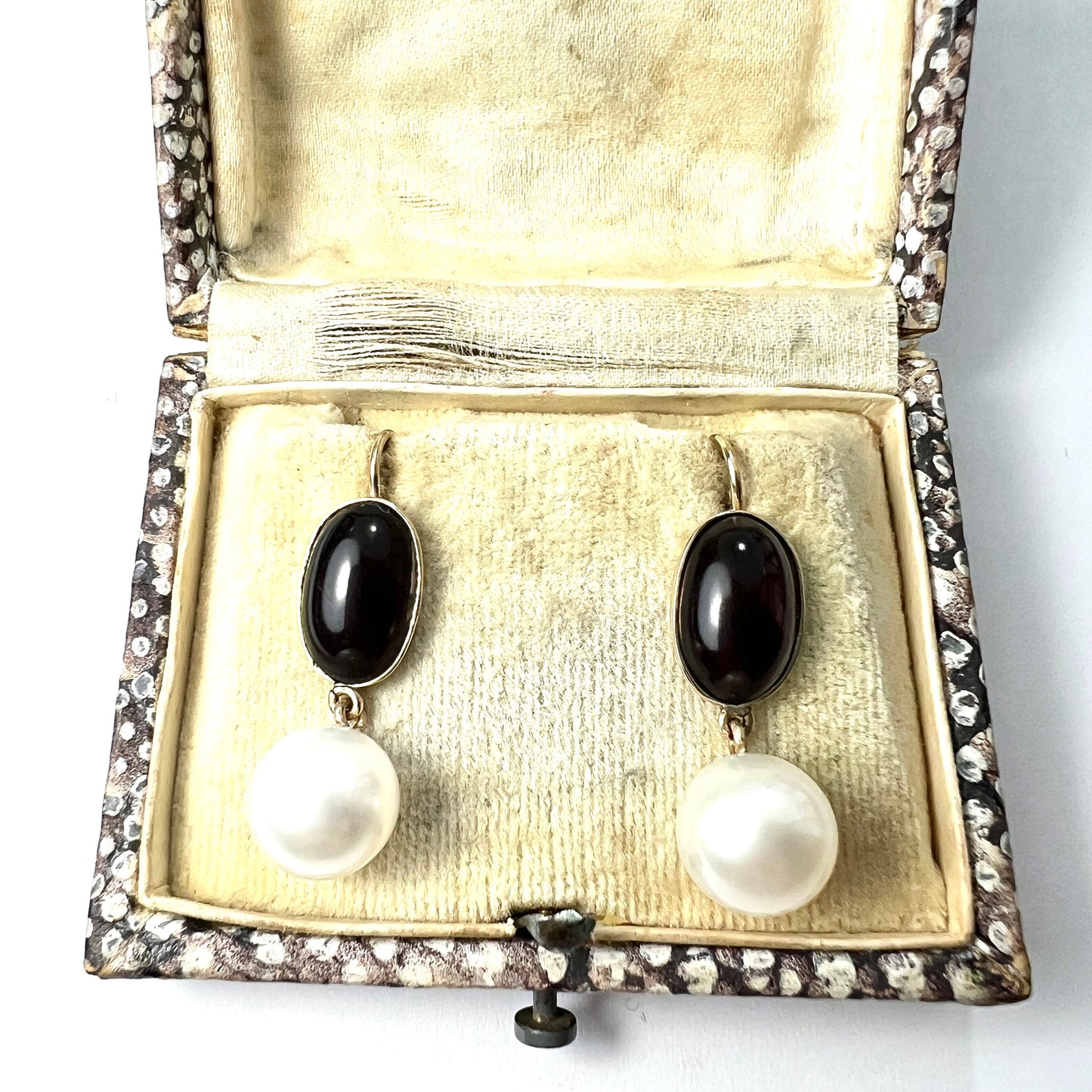 Victorian Garnet Pearl Drop Earrings in 9CT Gold
