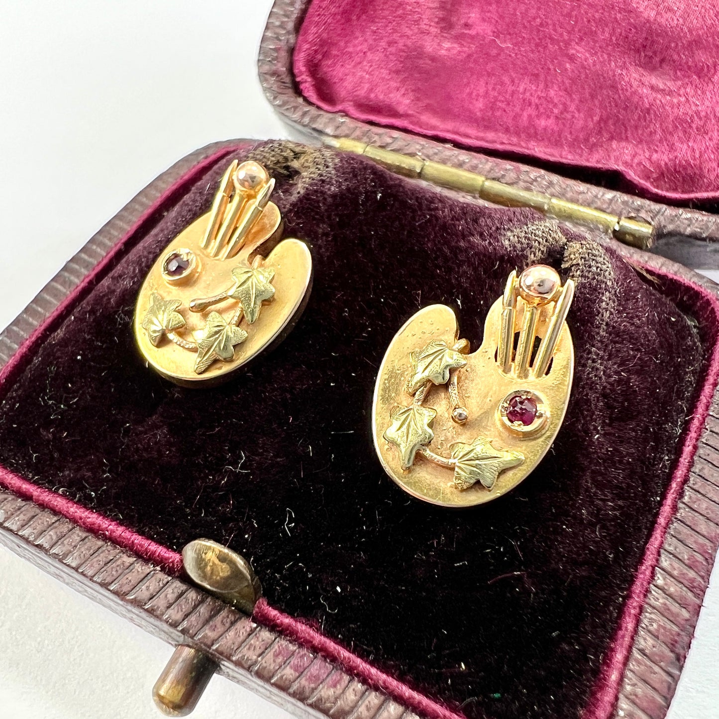 Rare Victorian Ruby 9CT Gold Artists Palette Earrings