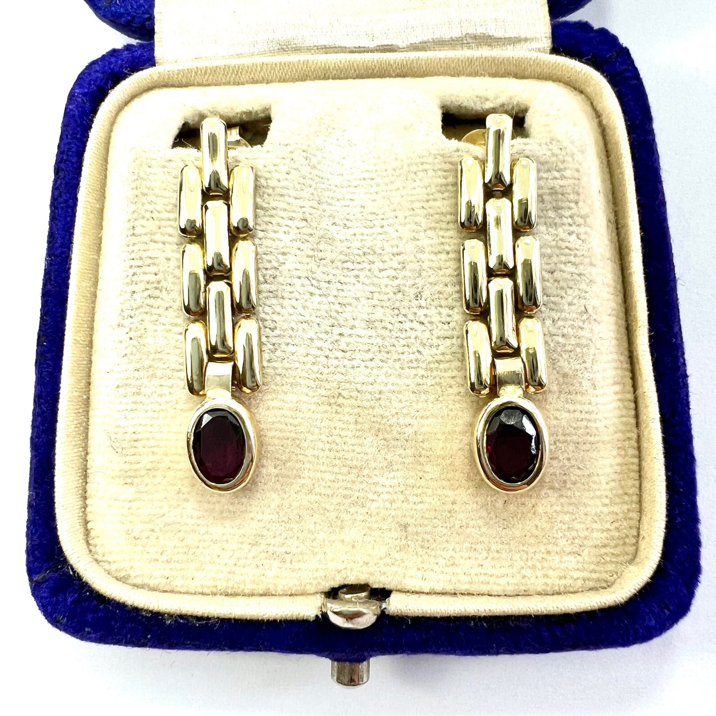 Vintage 9CT Gold Garnet Panther Link Earrings