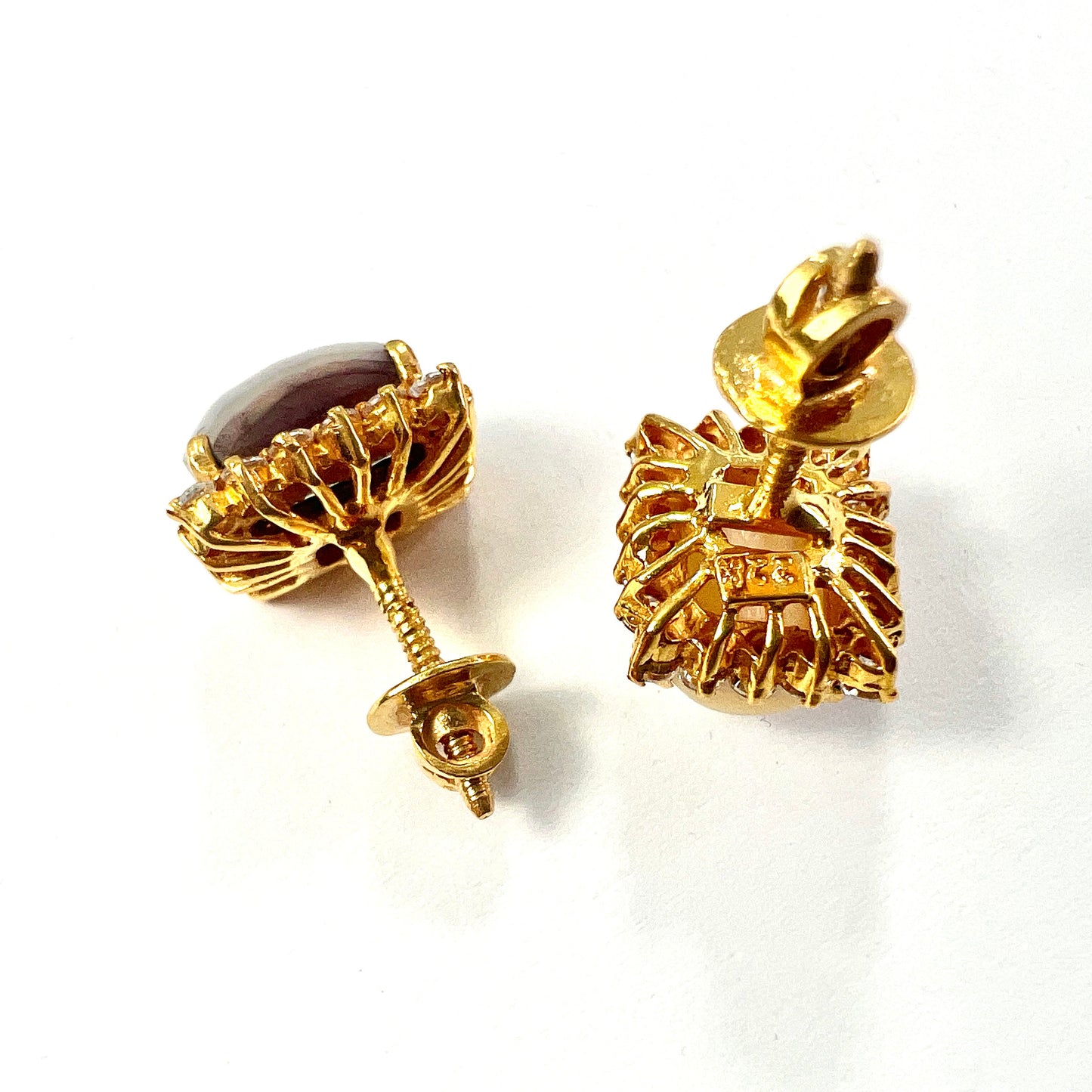 Vintage 22CT Gold Mabe Pearl Halo Earrings