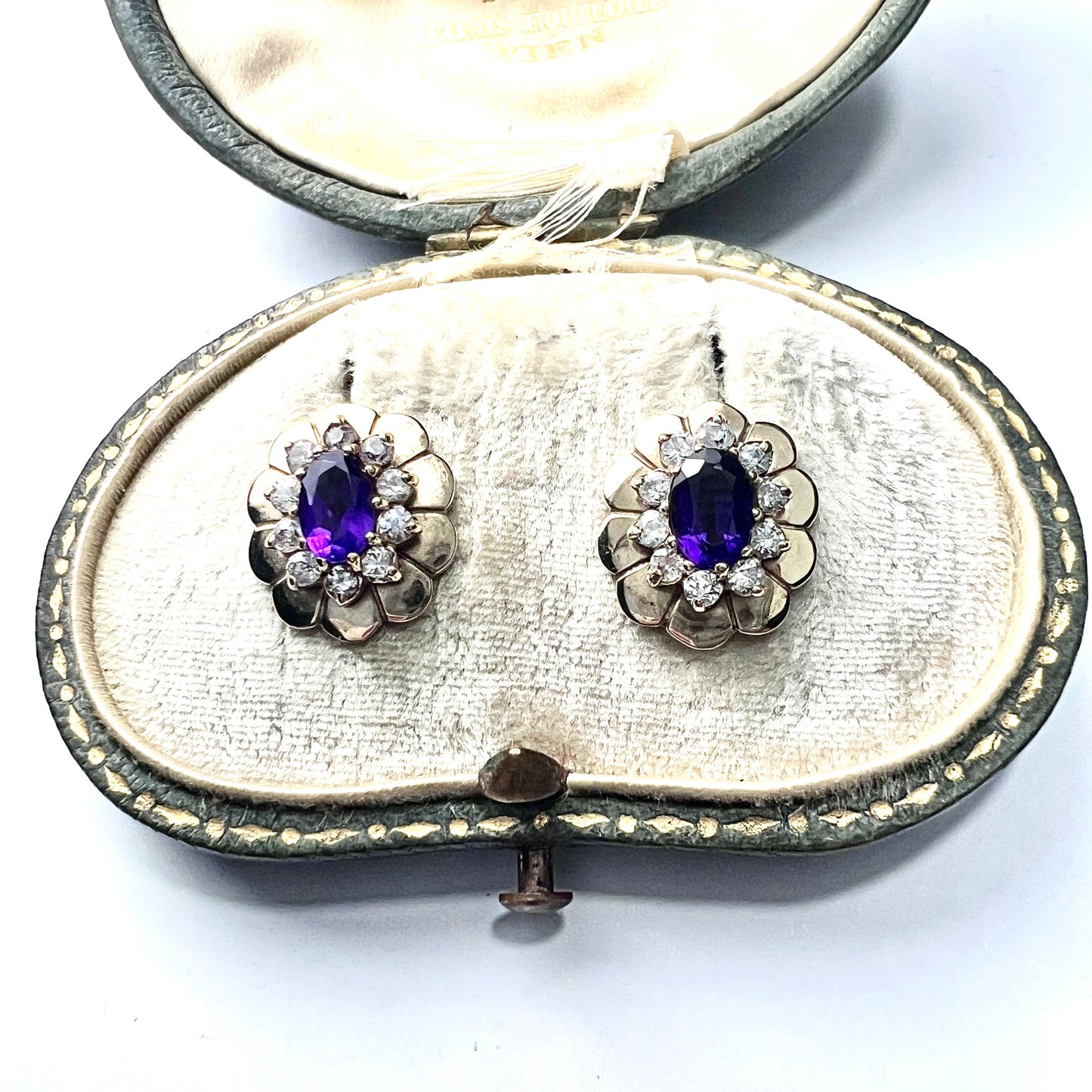 Vintage 9CT Gold Scalloped Amethyst Stud Earrings