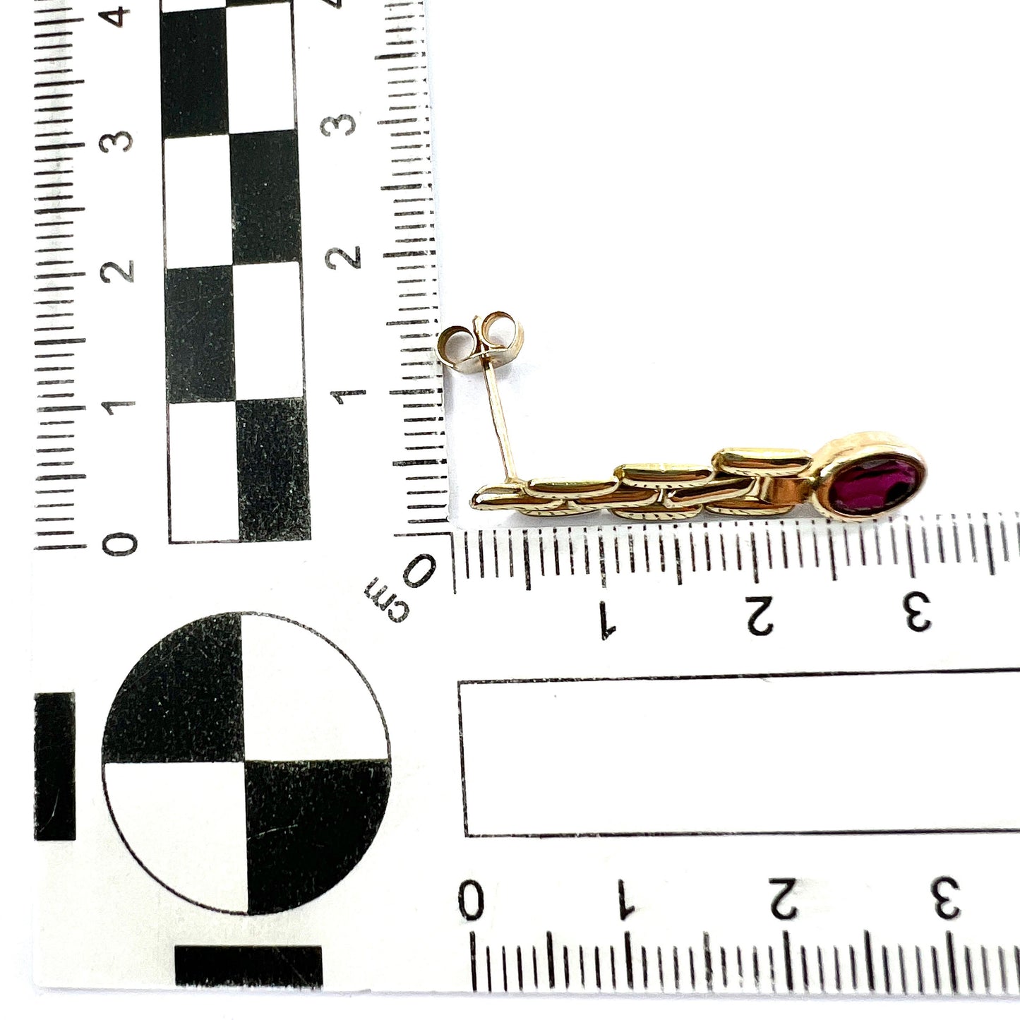Vintage 9CT Gold Garnet Panther Link Earrings
