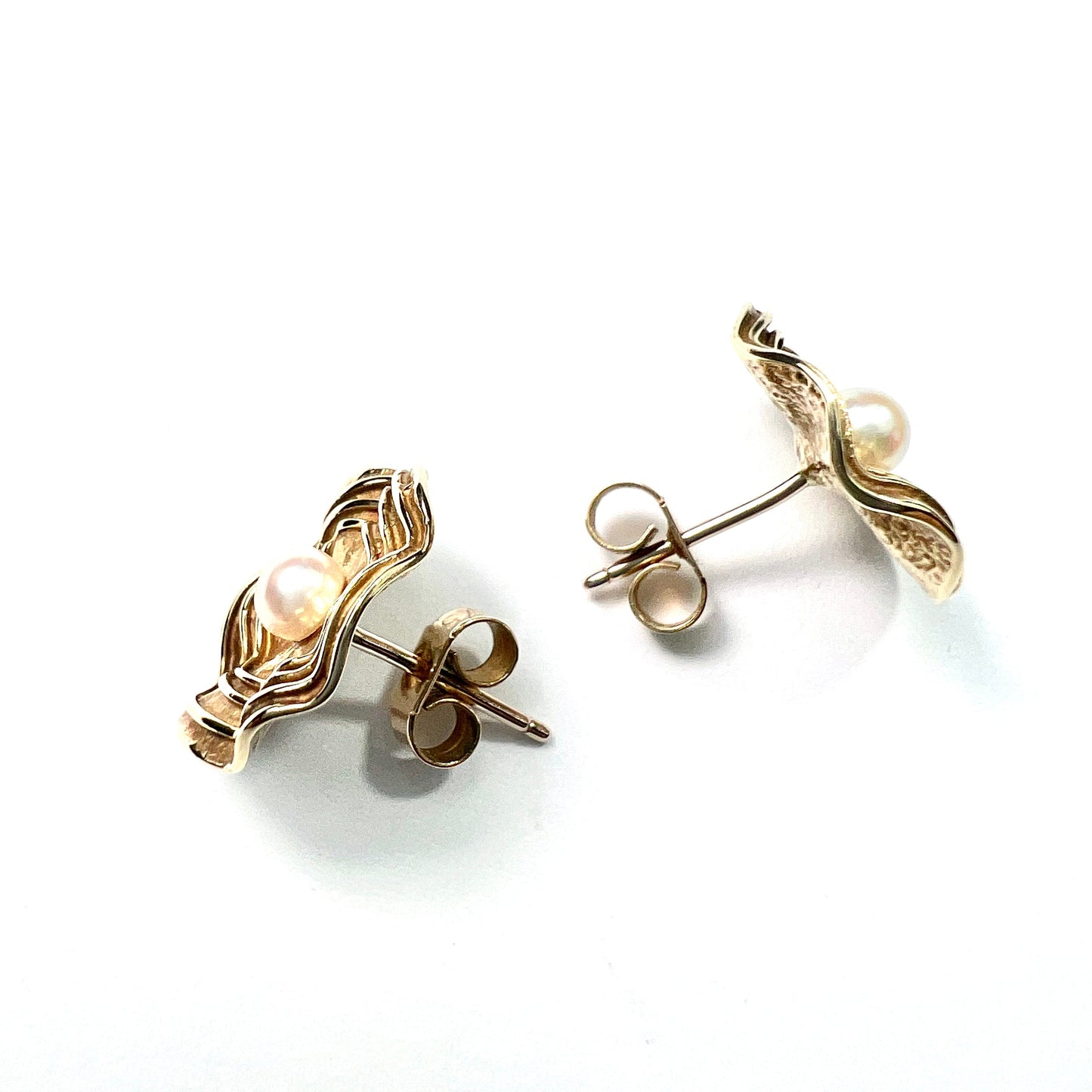 Vintage 9CT Gold Oyster Pearl Studs