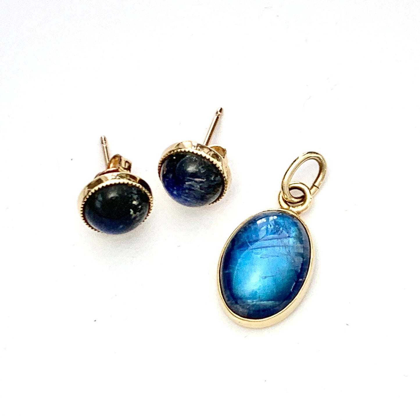 Vintage Blue Foiled Quartz 9CT Gold Earrings and Pendant Set
