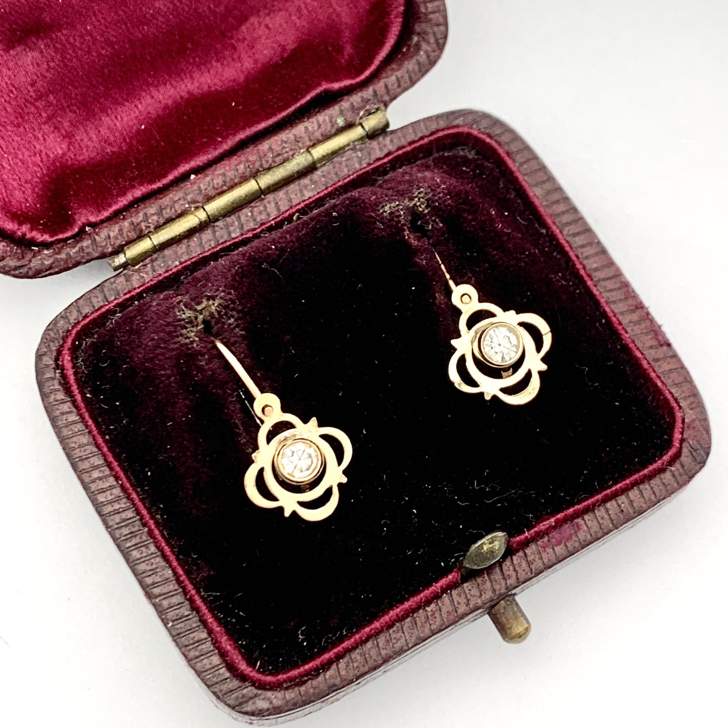 Vintage 14CT Gold Ornamental Cross Earrings