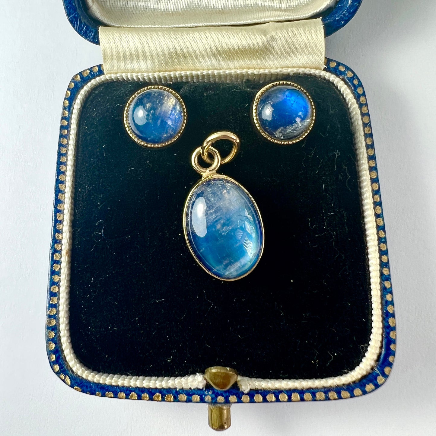 Vintage Blue Foiled Quartz 9CT Gold Earrings and Pendant Set