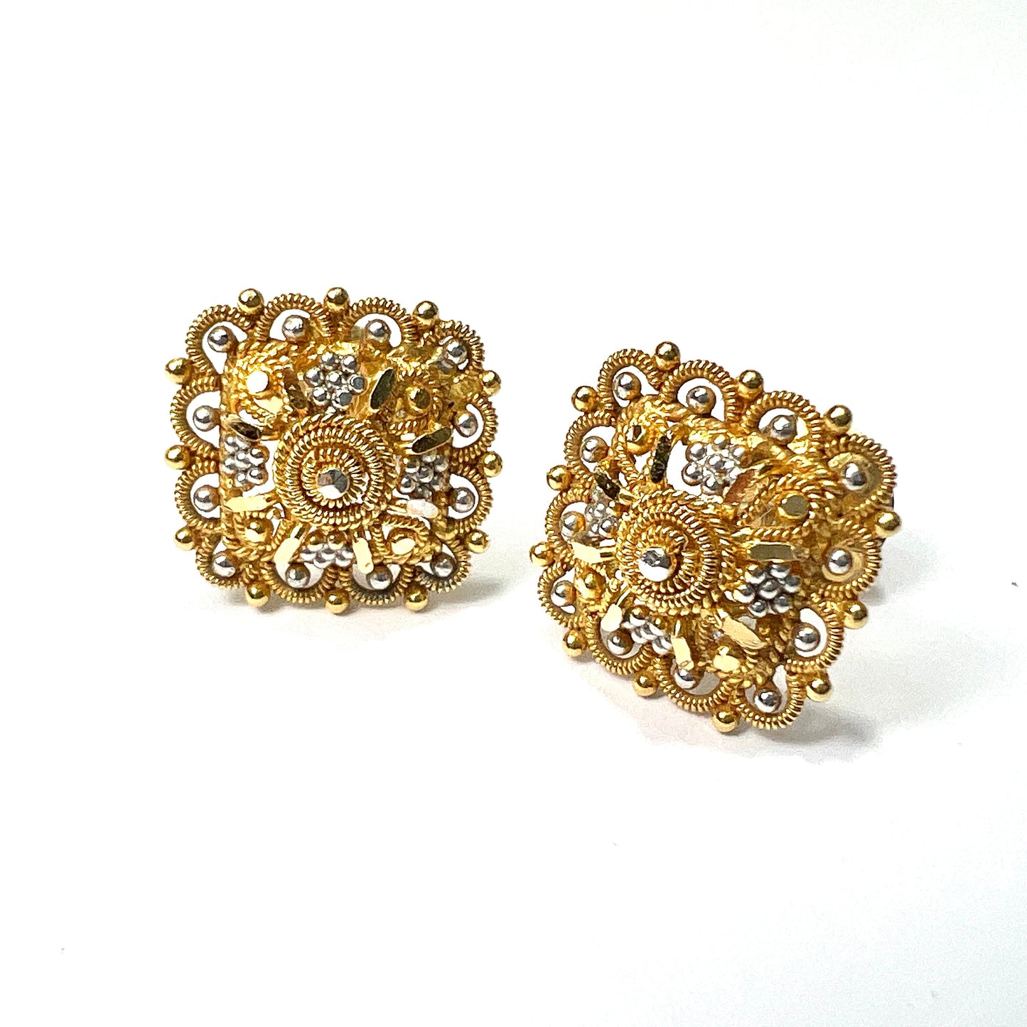 Vintage Solid 22CT Gold Cannetille Earrings