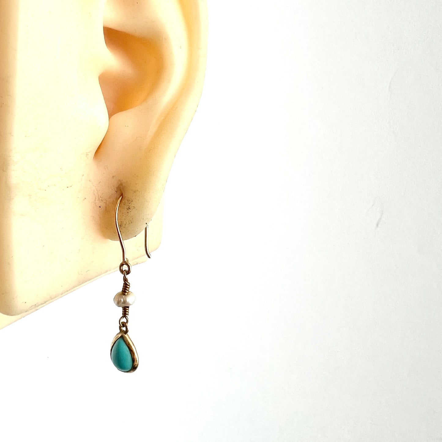 Vintage 14CT Gold Turquoise and Seed Pearl Teardrop Earrings