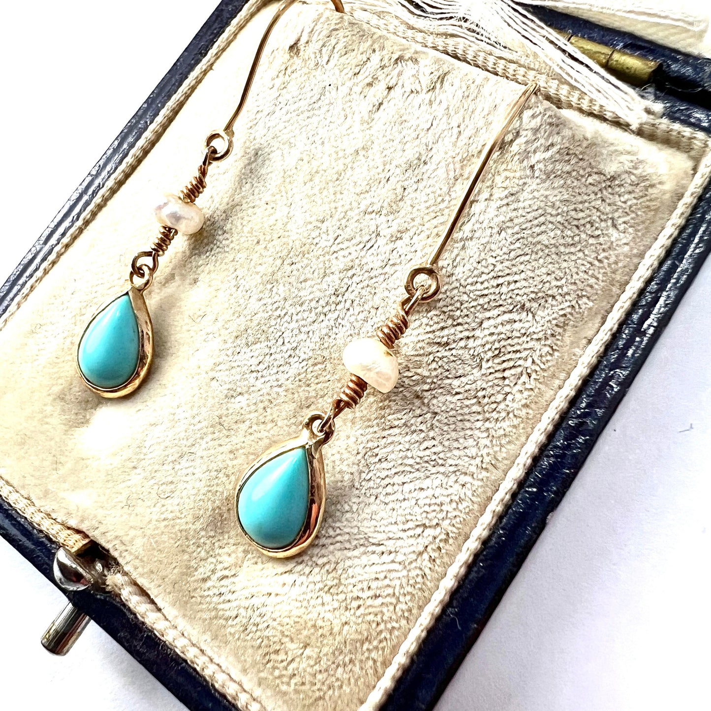 Vintage 14CT Gold Turquoise and Seed Pearl Teardrop Earrings