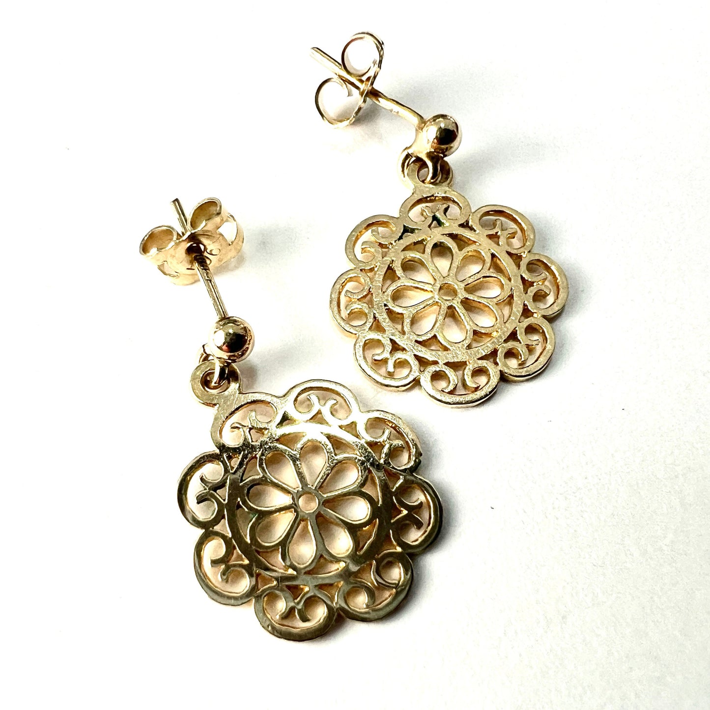 Vintage 9CT Gold Floral Mandala Earrings
